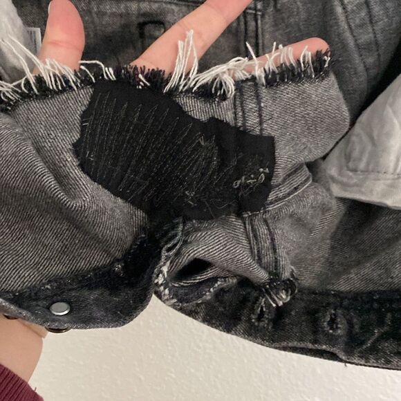 NWT-Levi’s Authorized Vintage-faded Black-button fly cutoff-denim shorts-Size 34 - Picture 16 of 16